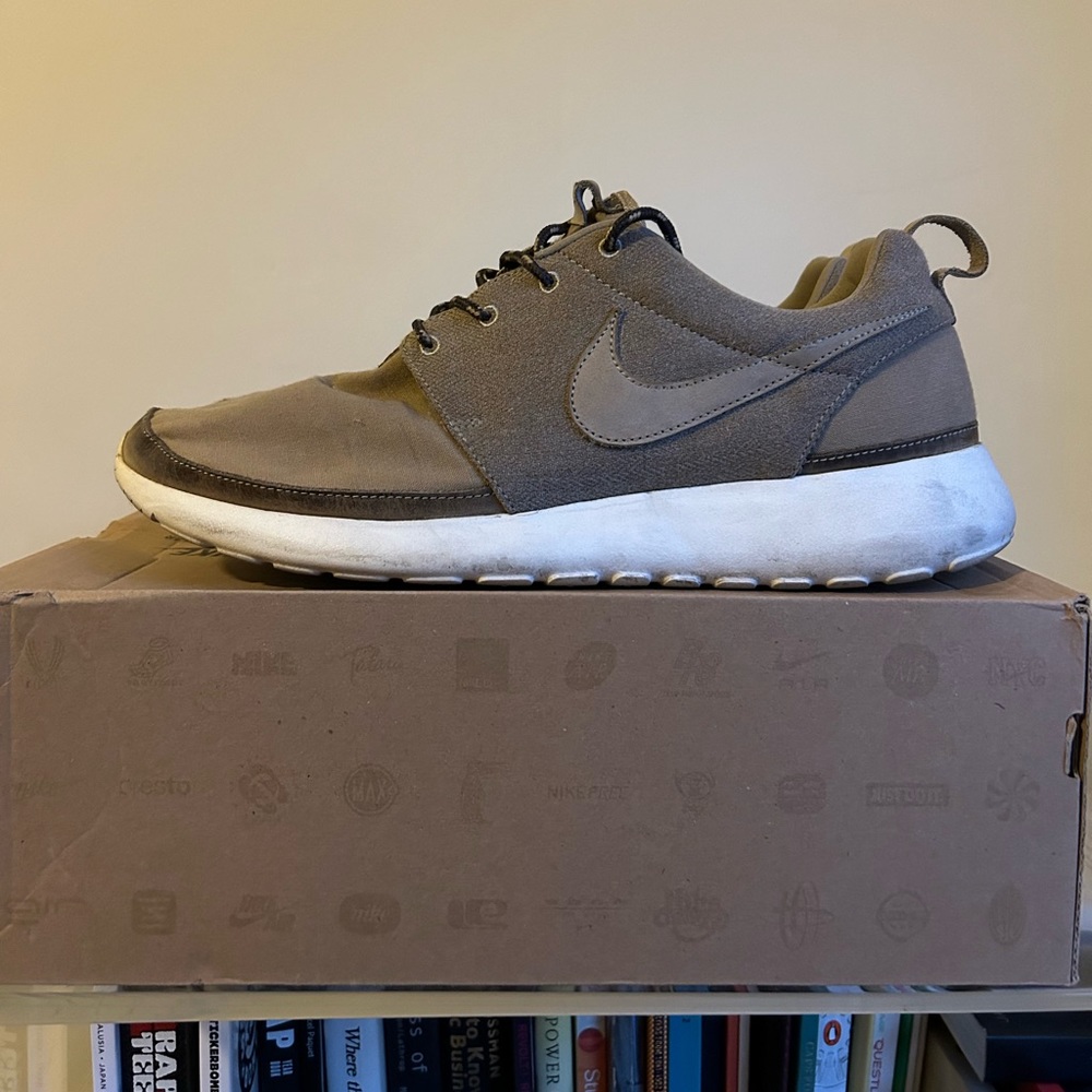 Nike Rosherun Premium NRG
